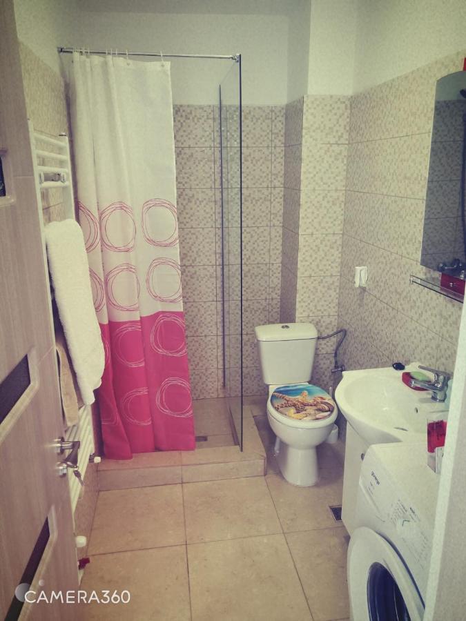 Studio 32 Bulevardul Oltenia ไกรโอวา ภายนอก รูปภาพ